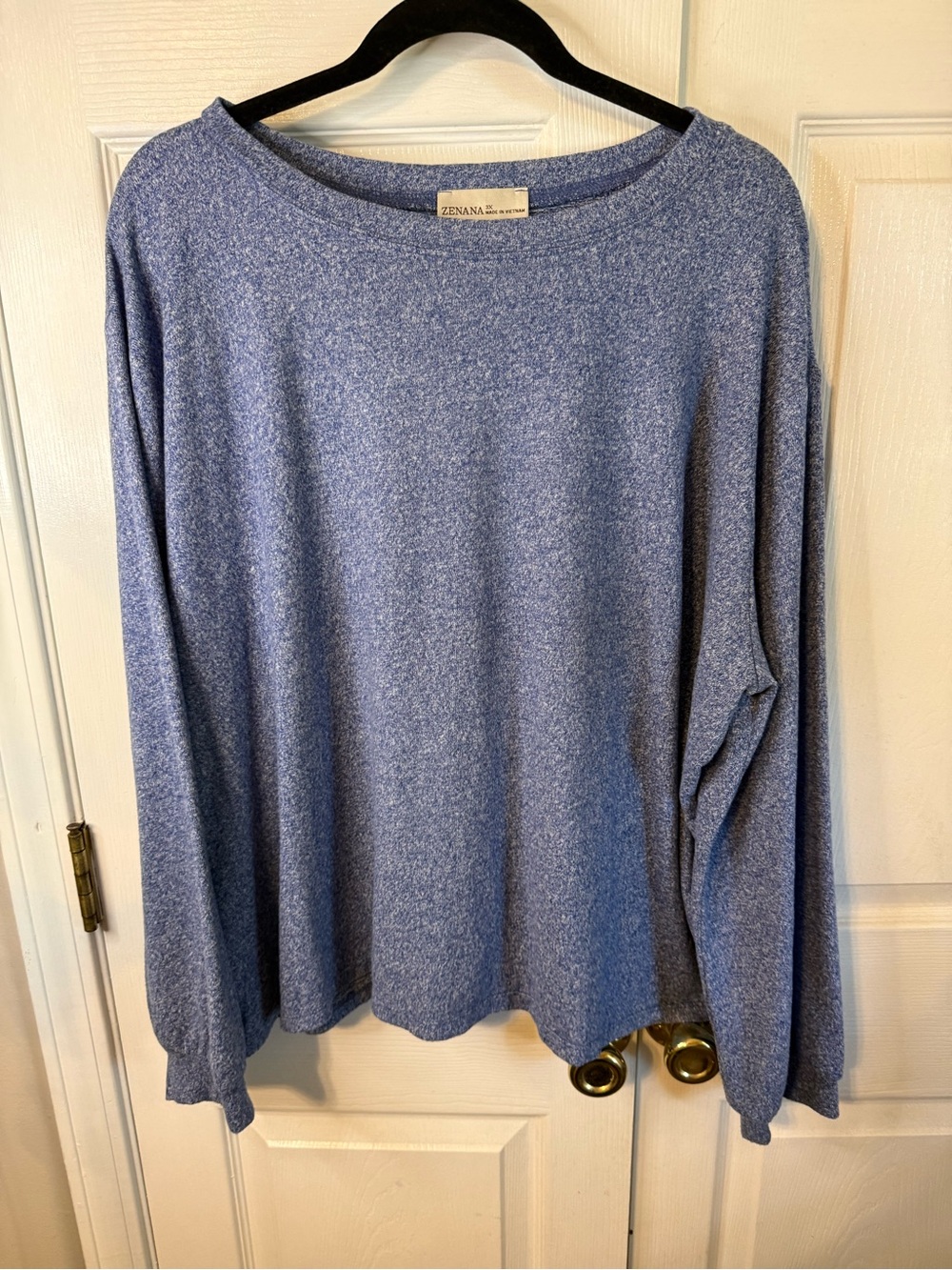 Zenana Outfitters Heathered Blue Scoop Neck Sweater